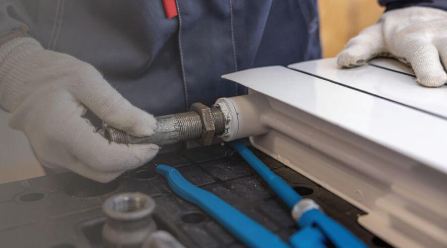 Sewer Backup Cleaning in Leonidas, MI