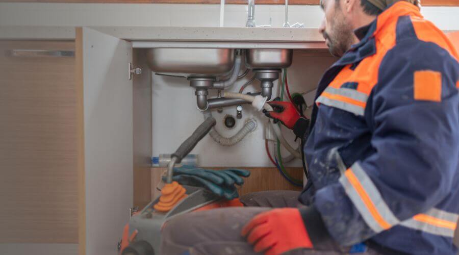 Professional emergency plumbing in Leonidas, MI